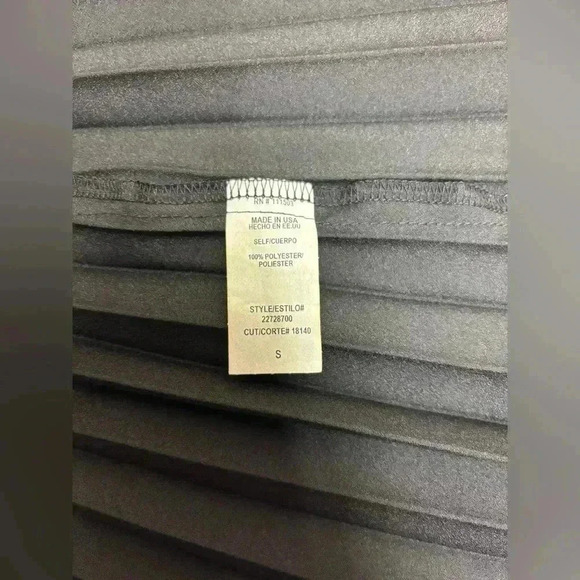 Lily White Vintage Black Pleated unlined Mini Skirt Size Small Made in USA - Picture 5 of 5